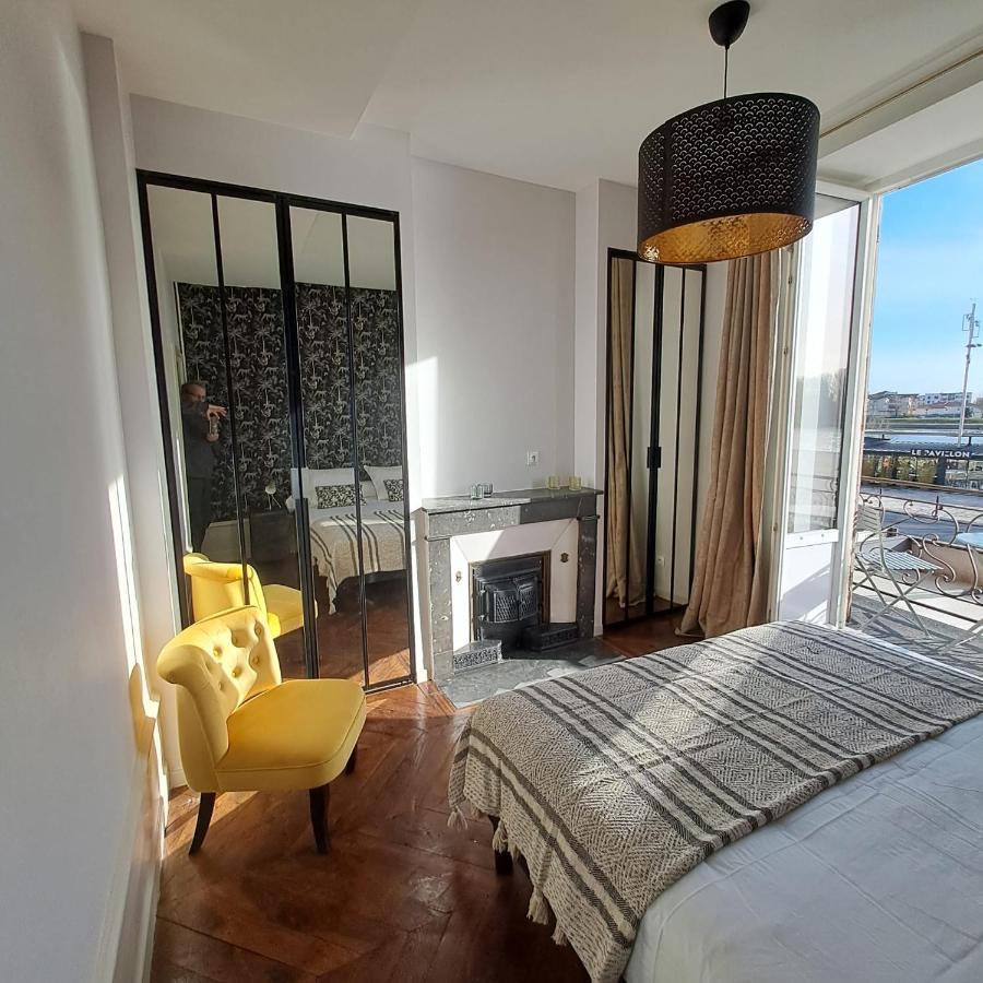 Center Macon Charmant Appartement Avec Vue Sur La Saone Exterior photo